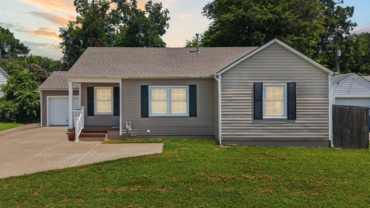 1417 S Quebec Ave, Tulsa, OK