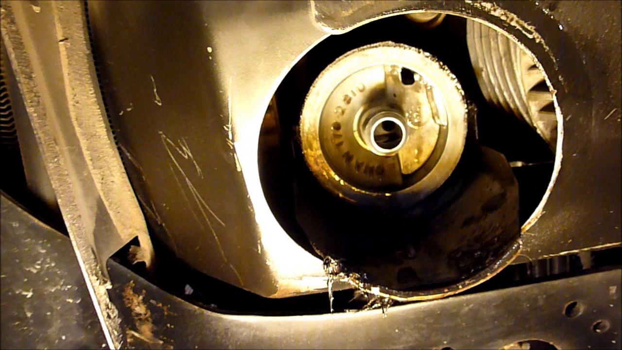 John Deere 318 Oil Change YouTube