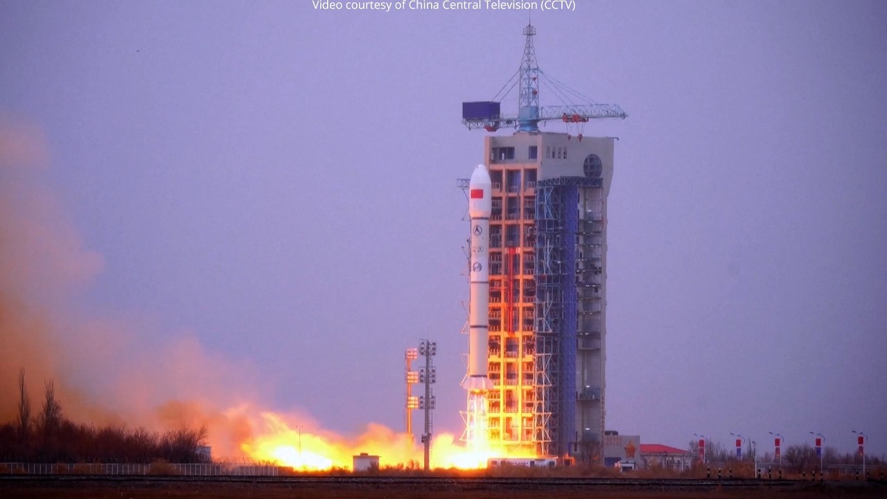 Long March-2C launches Shiyan-33 - YouTube