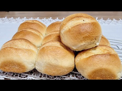 PÃOZINHO DE SAL FÁCIL ,SEM OVOS  E SEM LEITE  -  RECEITA  SIMPLES E PRÁTICA