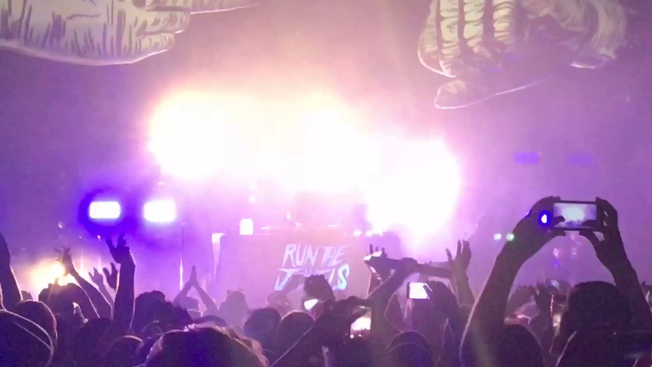 Run The Jewels - Talk To Me Live