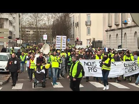 Gilets Jaunes Six Personnes Interpellées Suite Aux