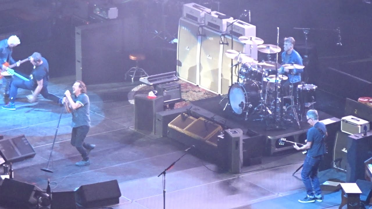 PEARL JAM – Full Live Concert – Xcel Energy Center – Saint Paul, Minnesota 31 AUGUST 2023 Fan Filmed