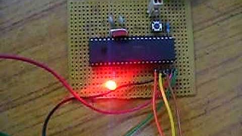 PIC18F4520 with Blink LED