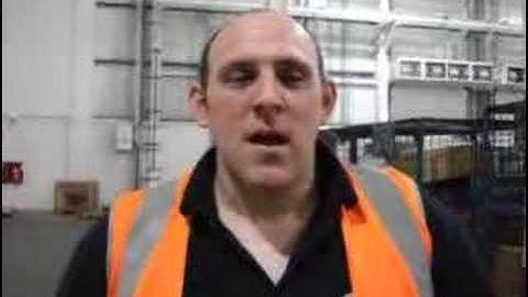 Visit to ebuyer: ebuyer tour plus win a laptop!