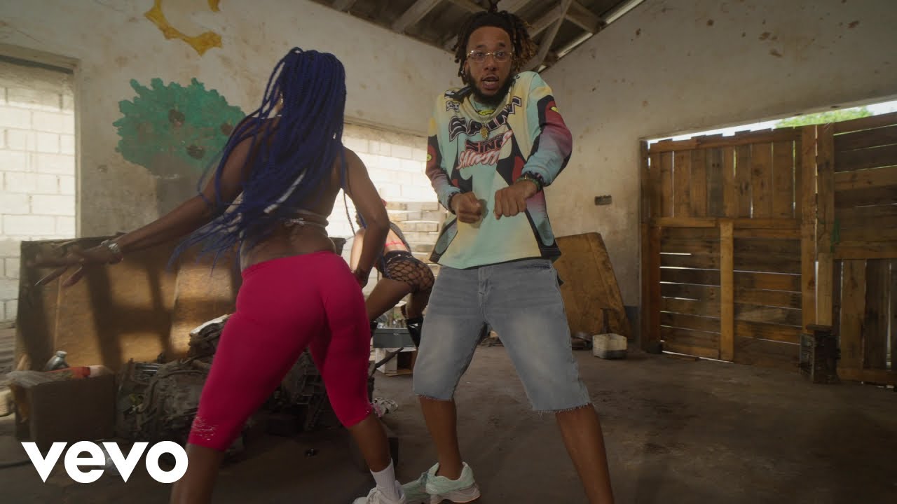 Soun Bwoii, Zj Chrome - Outside (Official Video)