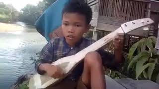 Kacapi dayak ngaju,