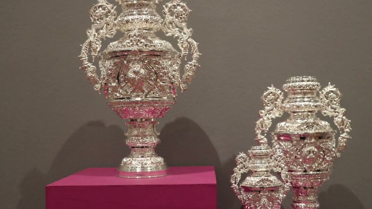 ESTRENOS SEMANA SANTA 2025 EN EL CÍRCULO MERCANTIL DE SEVILLA