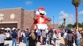 Celebrity Opening Day of The First Buc-ees in Florida / Ribbon Cutting & Meeting Bucee In Saint Augustine Net Worth