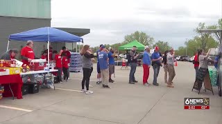 Omaha businesses working together to provide food, water for tornado clean-up crews
