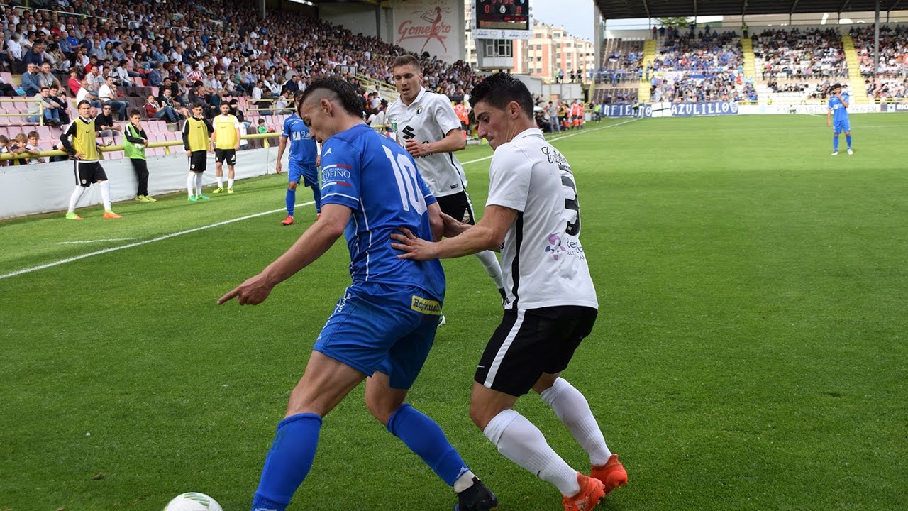 Burgos CF - Linares Deportivo (Temporada 2016-2017)