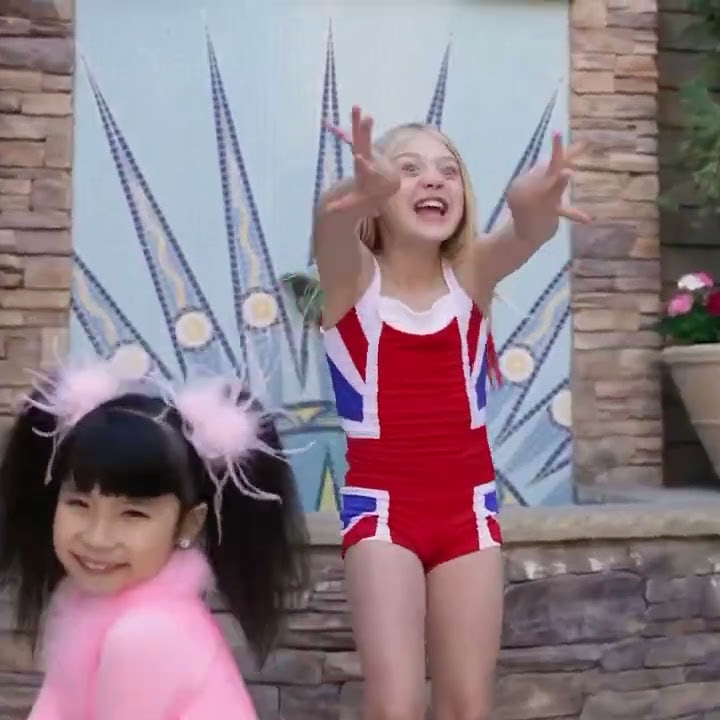 AVA FOLEY SINGS WANNABE SONG BY SPICE GIRLS WITH EVERLEIGH, CHACHA, KAMRYN AND KHLOE! (AMAZING!)