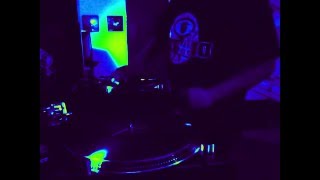 DJ Diverze Scratch Practice 2010
