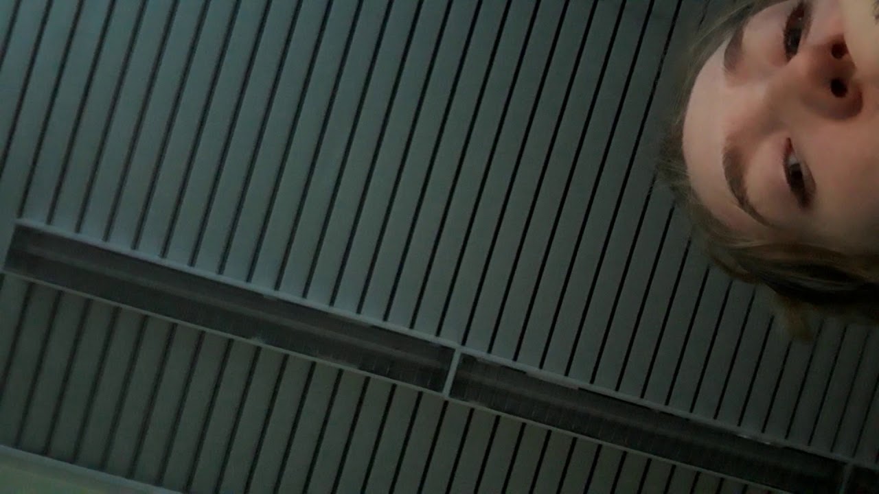 me falling asleep in class for 6 minutes straight