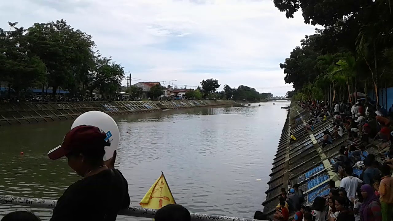 Benteng sepakat sang juara(2) - YouTube