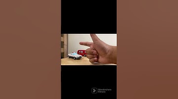 Prowl and Ironhide Race Stop Motion Animation #transformer #transformers #stop motion #prowl #shorts
