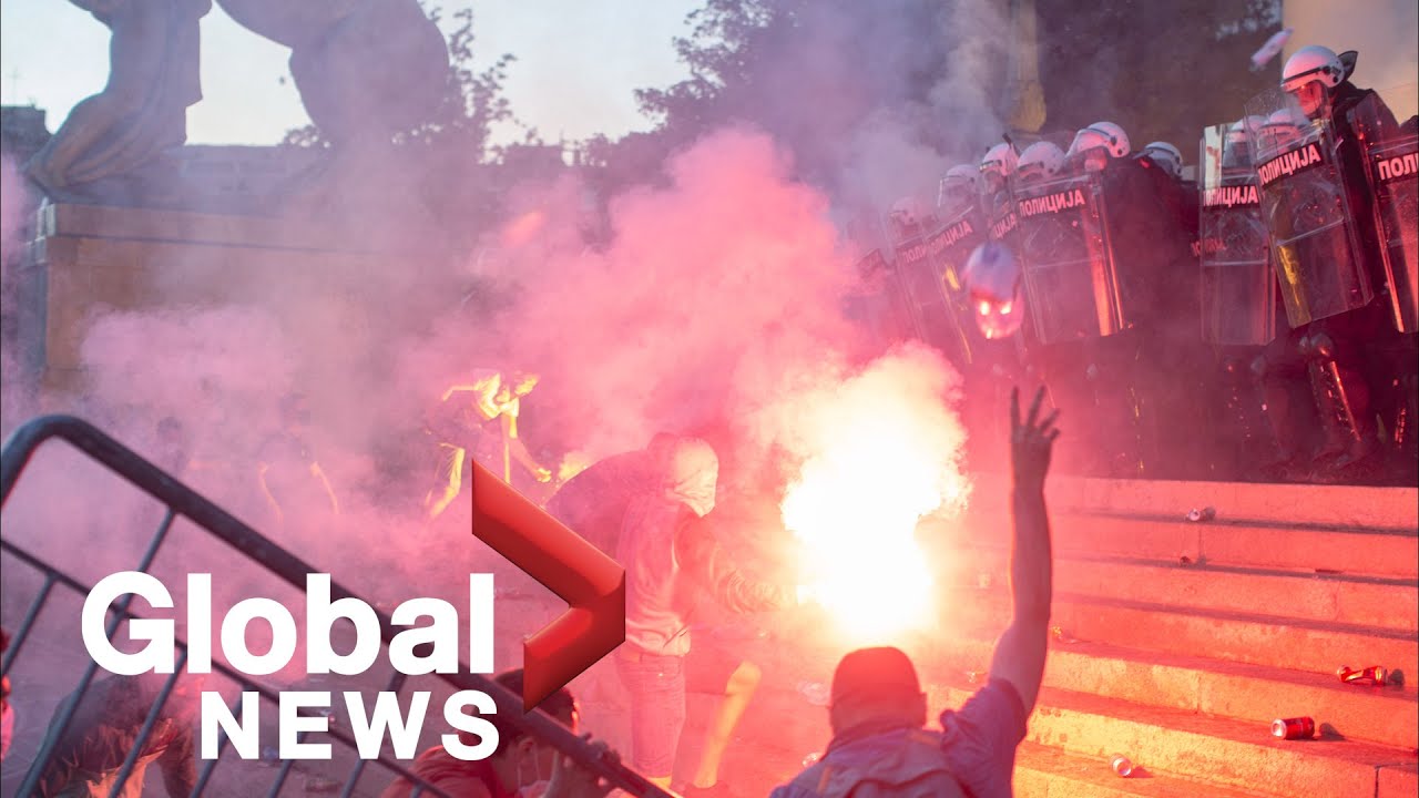 Thousands protest against Serbian leader despite warnings of COVID-19 risk