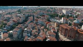 Mamuş bana etiği belinde