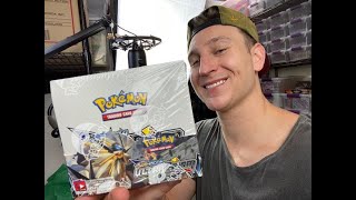 Ultra Prism Booster Box Pokemon Cards Opening!