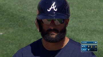 ATL@LAD: Markakis rips an RBI single in the 6th
