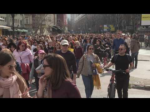 „Нема да нѐ снема“ - протестен осмомартовски марш во Скопје