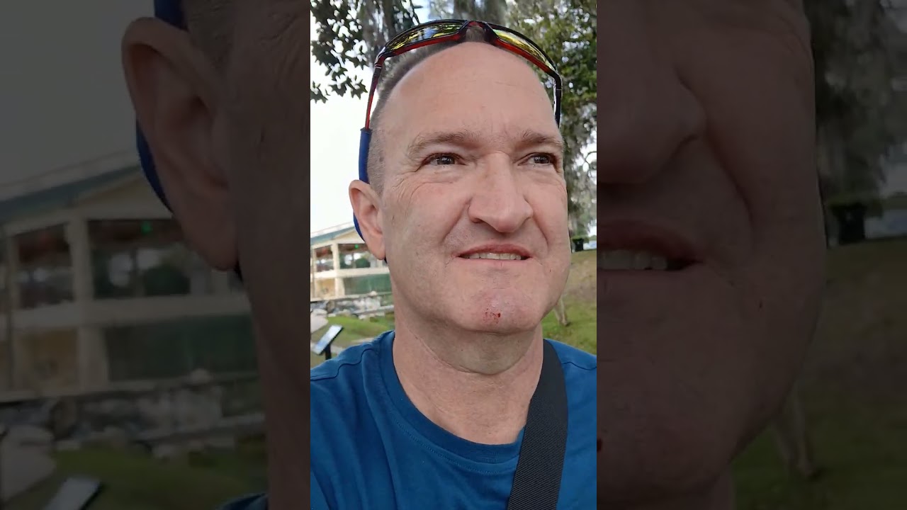 My cousin Laura taking me on a tour. 