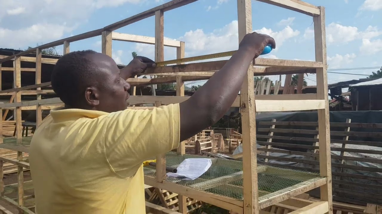 uko bubaka inzu yinkavu how tu buld rabbit cage