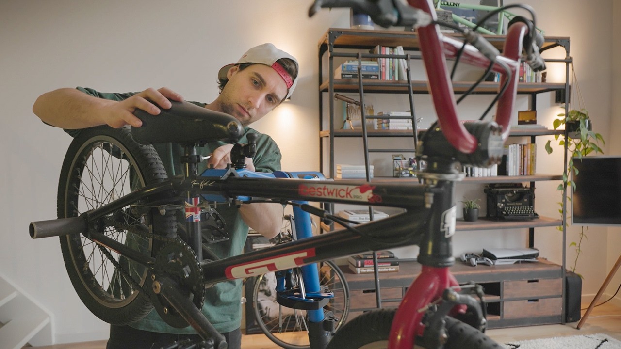 BMX BIKE BUILD - Restoring My First BMX Bike - YouTube