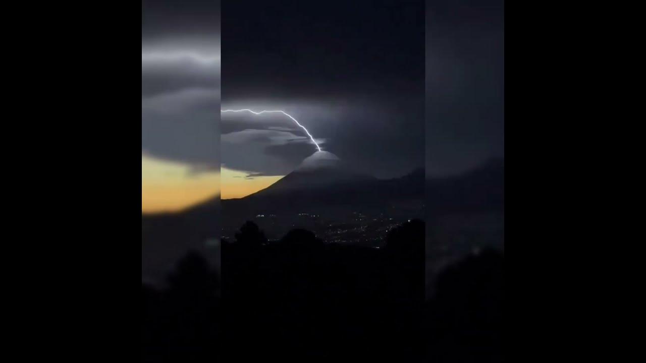 Volcanic lightning