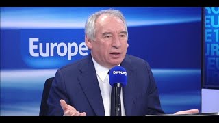 Zemmour, Le Pen, Mélenchon : Pourquoi Bayrou veut aider trois candidats à obtenir les parrainages