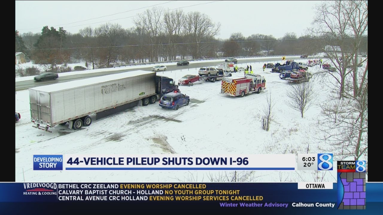 3 hurt in 44-vehicle pileup on I-96 east of GR