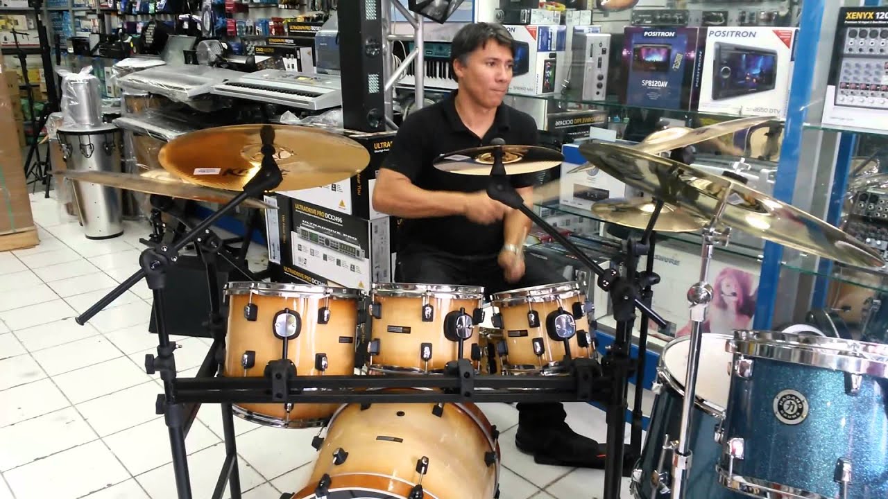 melhor professor de bateria do mundo andre gomes - YouTube