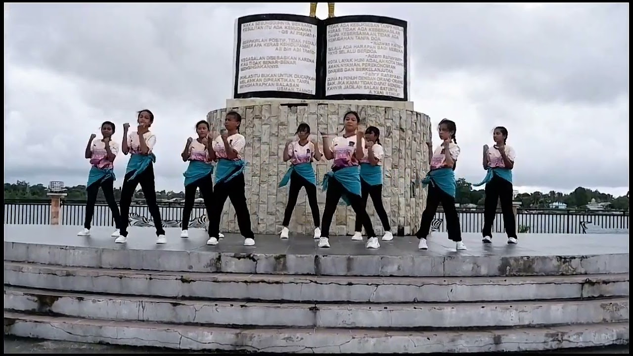 Lomba Senam Anak Indonesia Hebat 2025_SMP Negeri 2 Tual_Maluku