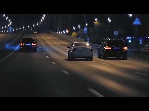 BMW X5M vs ML63  4K Video