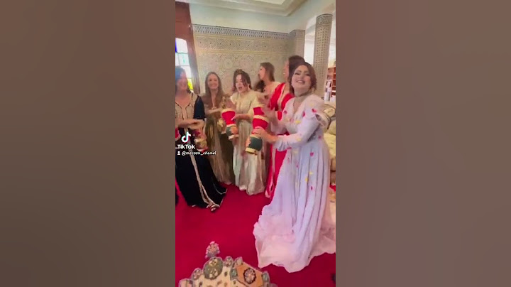 مغربيات جميلات نشطات في عرس مغربي.اعراس مغربية ،دامت لكم الأفراح و المسرات..