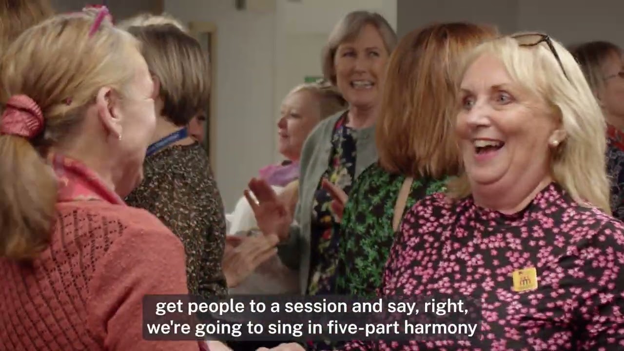 'Singing lowers stress levels': choir helps nursing staff boost wellbeing | Royal College of Nursing