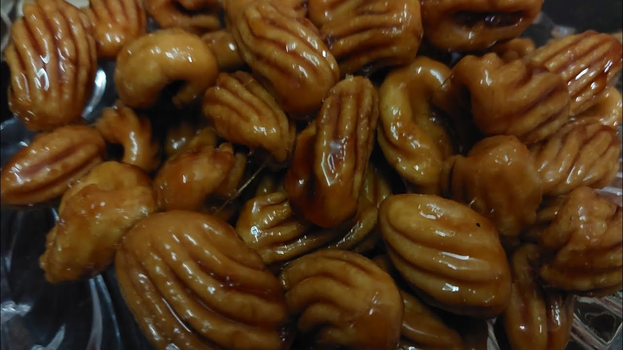 How to make Sweet Shells (Guvvalu) - YouTube