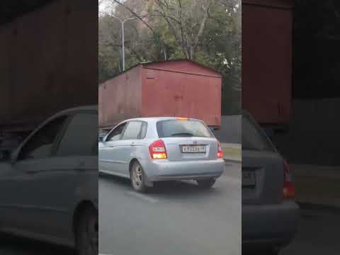 Не твой гараж поехал? #shorts #наташкаплюс