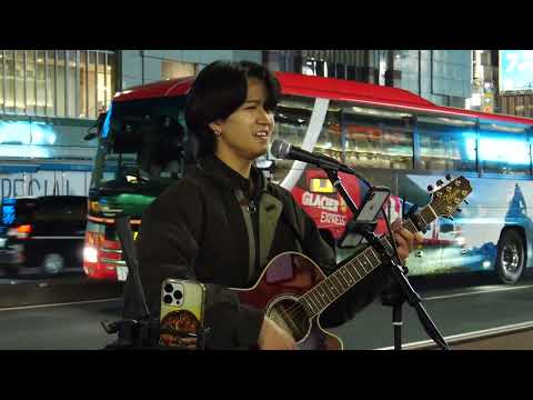 真輝（マキ）「別の人の彼女になったよ」（wacciカバー）2023.12.23新宿路上ライブ