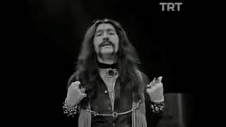Barış Manço  Eğri Büğrü Klibi Uzun Versiyon  480p