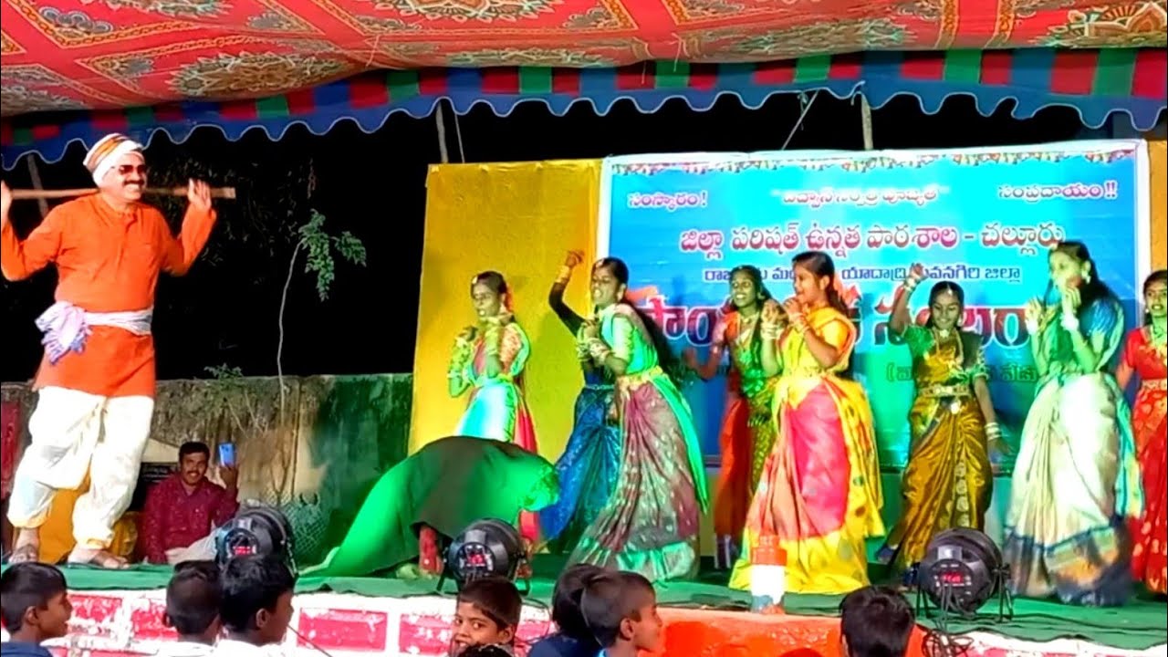 Tumpala Tumpala / Folk song / High school students dance / Challur ...