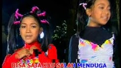 Trio Cabe Rawit - Cemburu Buta (Official Video)  - Durasi: 4:34. 