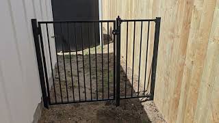 Bunnings protector gate and panel 1200h.