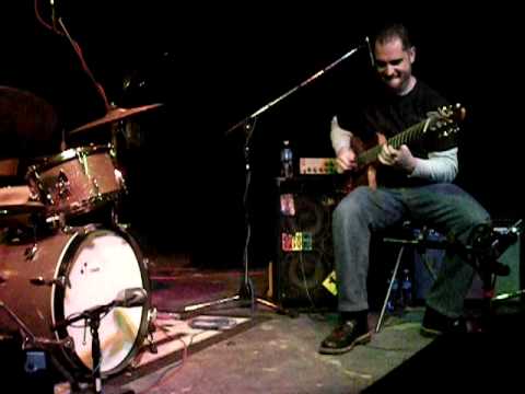 Charlie Hunter Duo in Des Moines (April 29, 2009)