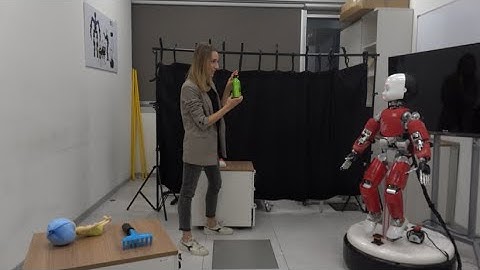 Audiovisual Cognitive Architecture for Autonomous Learning of Face Localization by a Humanoid Robot