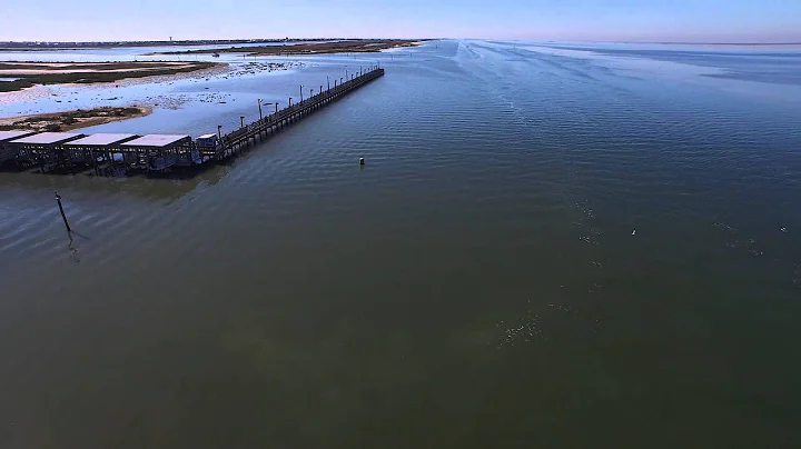 Beautiful Drone Video - Corpus Christi Pier and Segulls in Flight - Inspire 1 4K RAW Footage