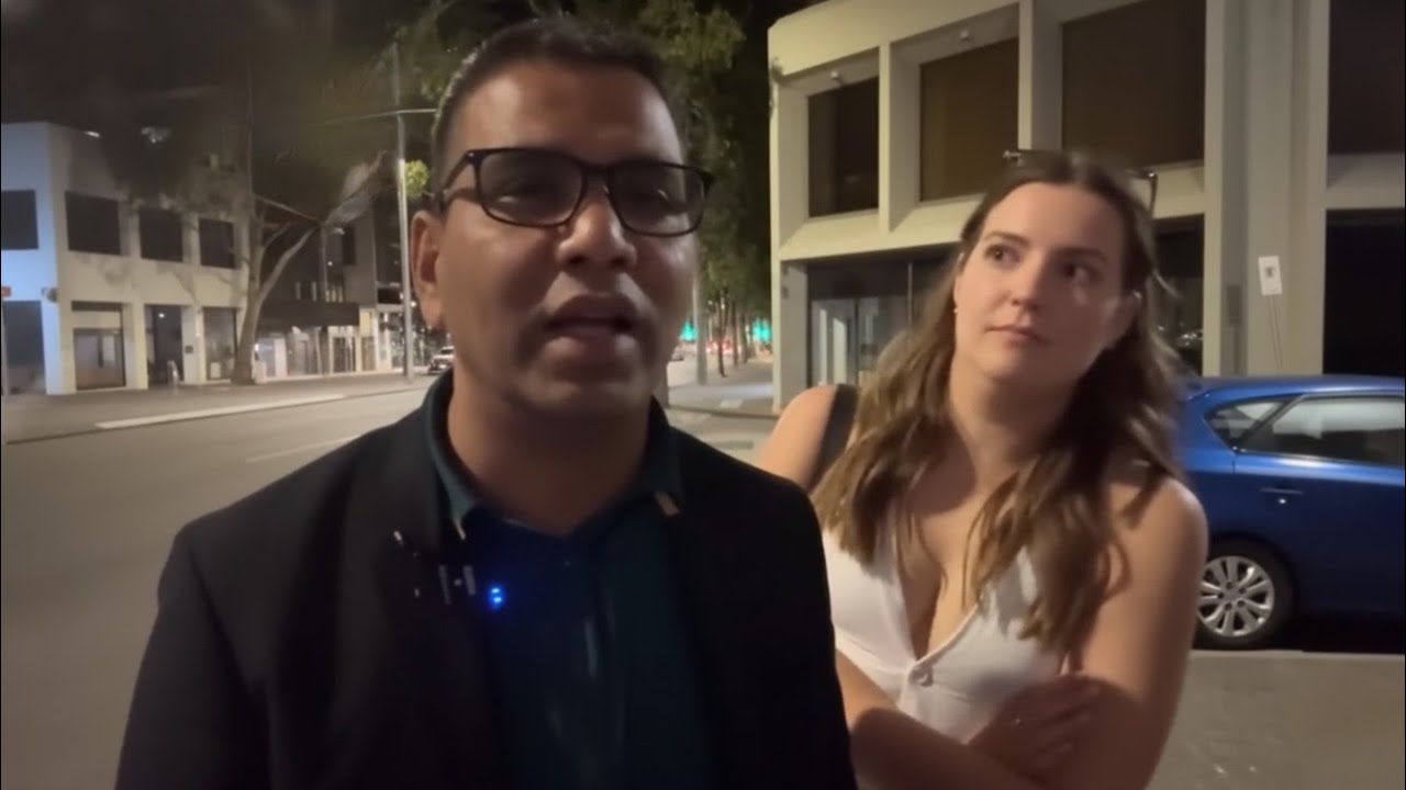 When a Non-Cricket Fan 🇦🇺 Girl Joins My Live