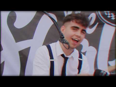 The Skalzos - Juantxo Rastapunk ft. La Familia Iskariote (Videoclip)