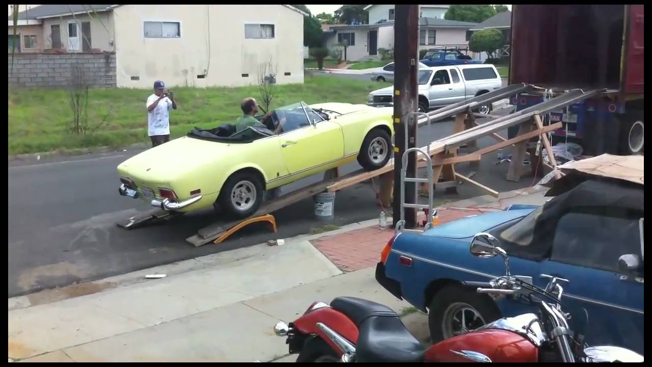 Car Ramp Fail - YouTube