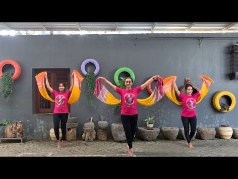Tari Kreasi Kupu Manis - Jawa Tengah, Sanggar Tari Sriwedari - Indonesia Traditional Dance